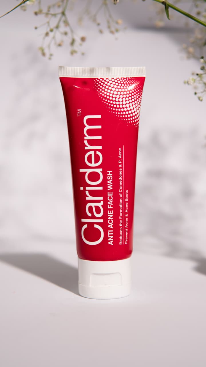 CLARIDERM Anti Acne Face Wash